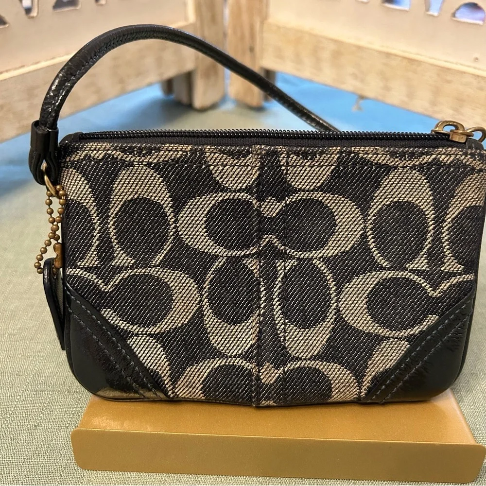 Coach Navy and Gray Signature Wristlet